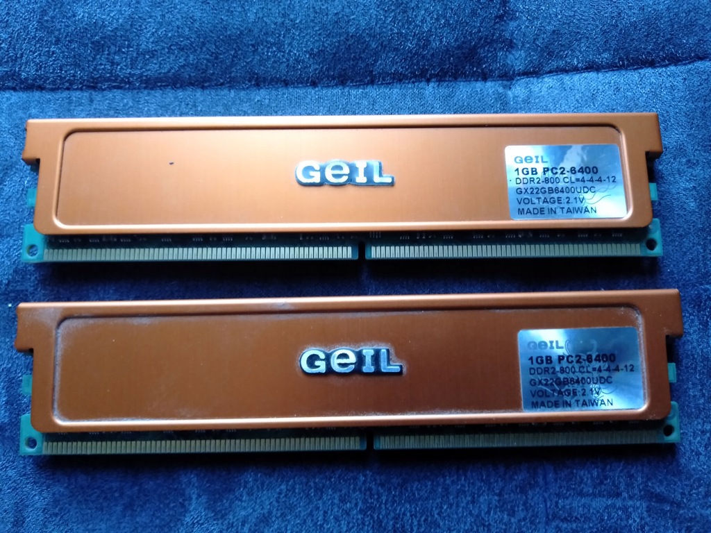 Pamieci Geil DDR2 (2x1gb dual) (BCM)