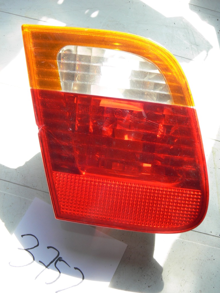 LAMPA LEWY TYŁ W KLAPĘ BMW E46 SEDAN LIFT ORYGINAŁ