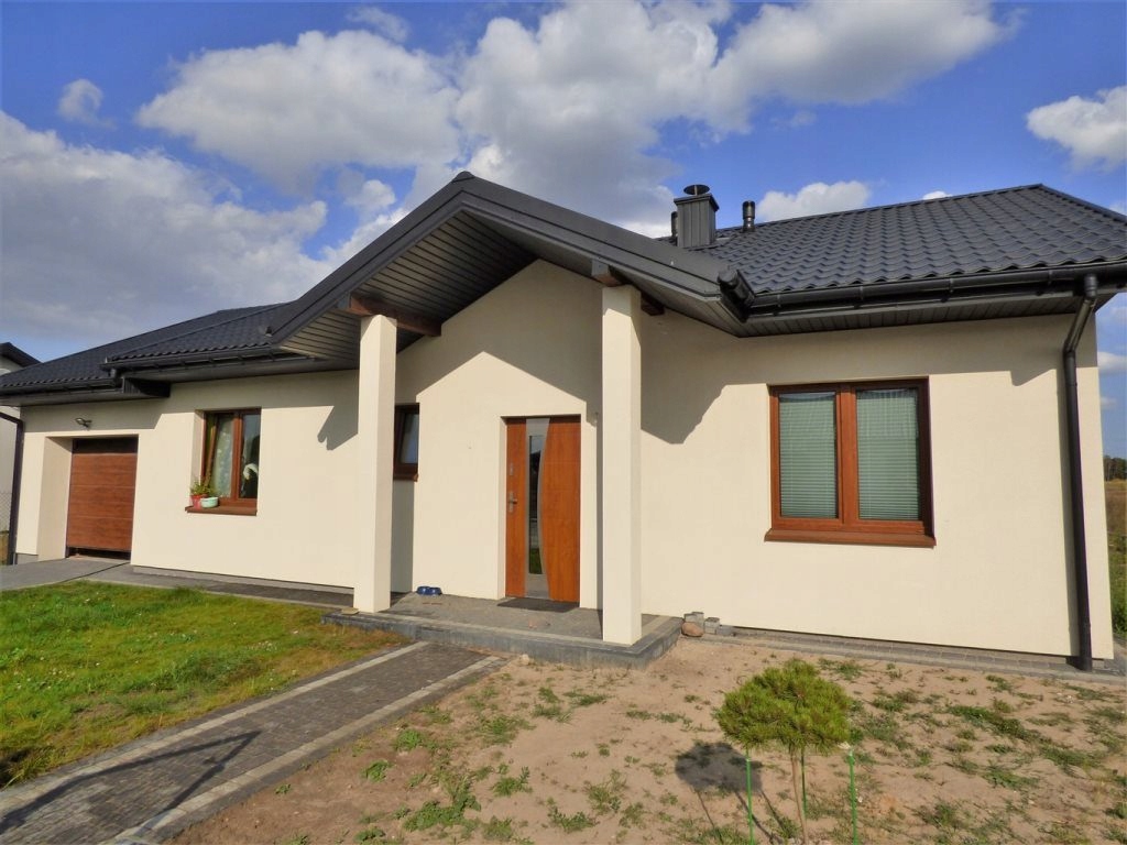 Dom, Raków Duży, Moszczenica (gm.), 107 m²