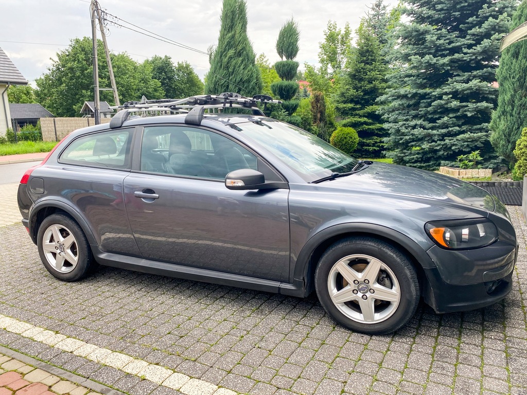 Купить VOLVO C30 2.0 D 136 л.с.: отзывы, фото, характеристики в интерне-магазине Aredi.ru