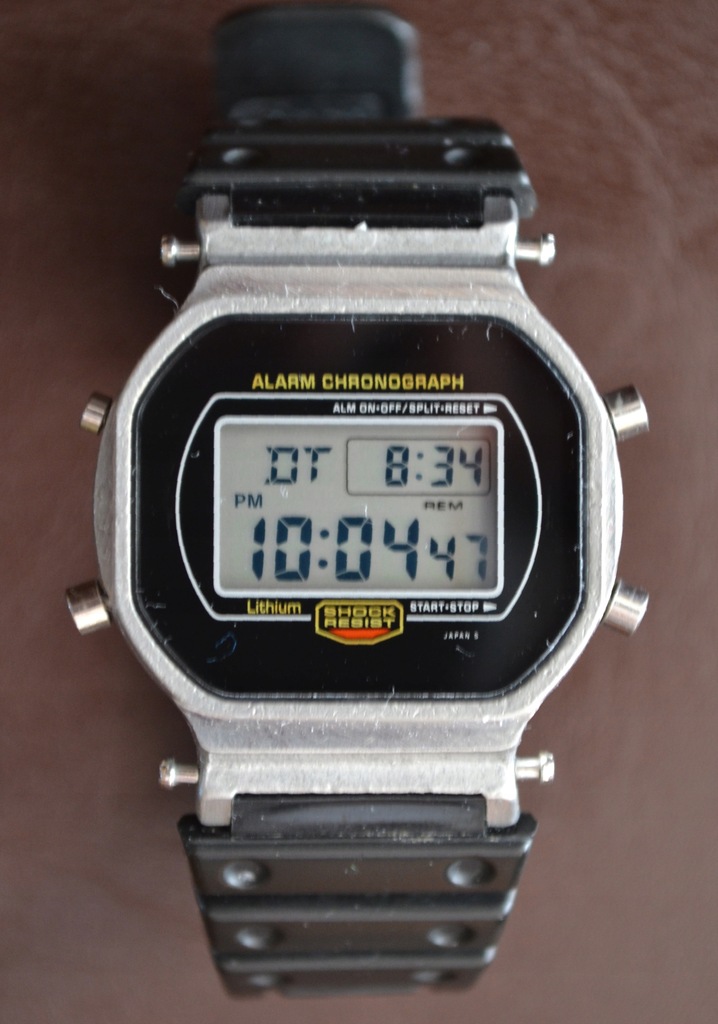 CASIO G-SHOCK DW-5700 ゴールドベゼル 楽天市場】カシオ G-SHOCK 腕時計 CUSTOM BEZEL カスタムベゼル