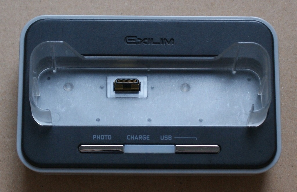 Stacja dokująca Casio USB CA-26 do Exilim EX-Z750