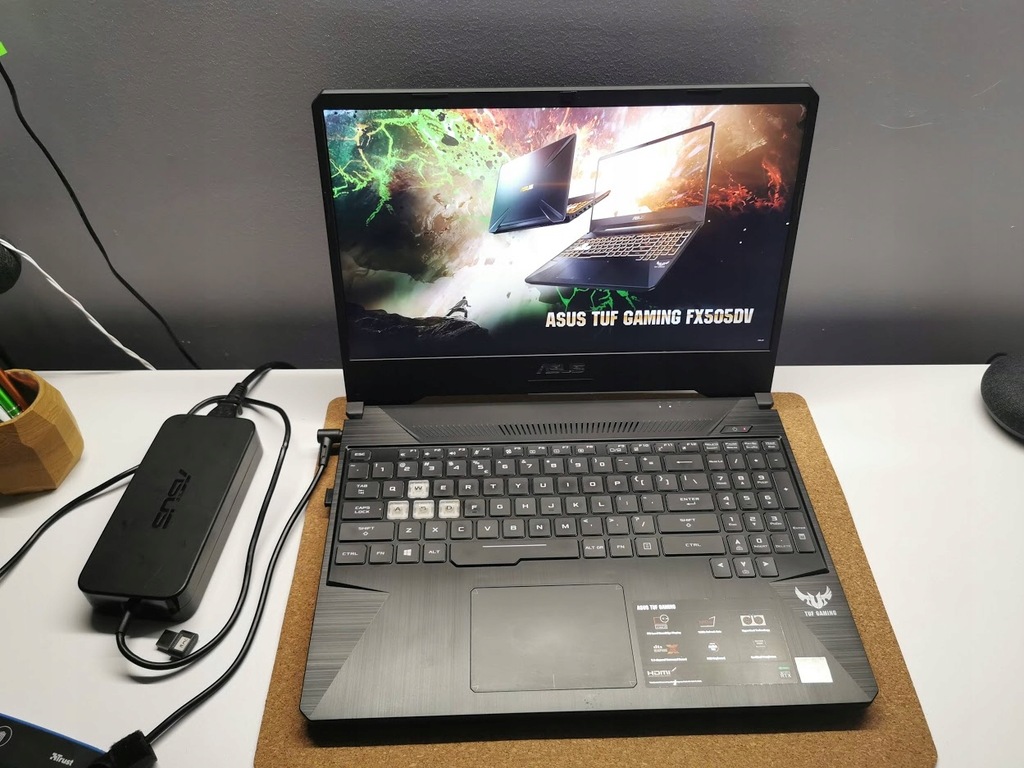 Laptop Asus TUF Gaming FX505 RTX 2060