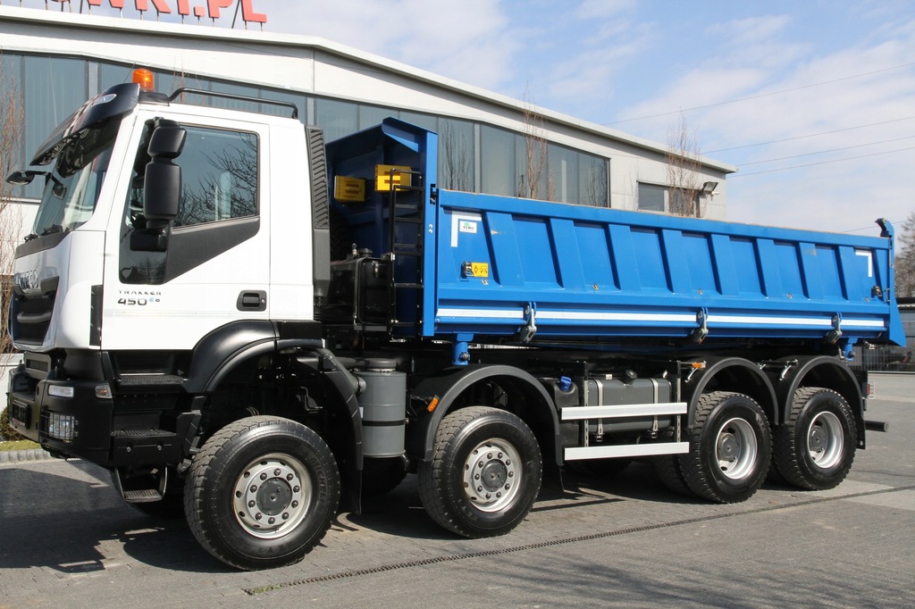 Купить 8x8 IVECO TRAKKER 2018 Самосвал HYDROBURTA 10 шт.: отзывы, фото, характеристики в интерне-магазине Aredi.ru