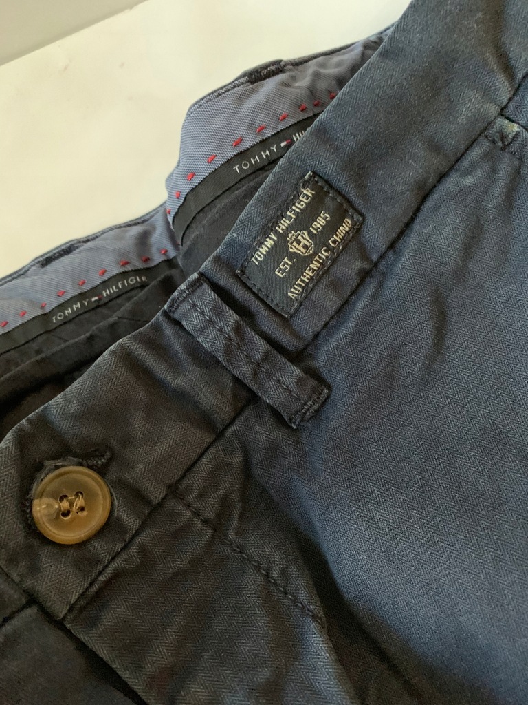 Spodnie CHINOS TOMMY HILFIGER 30x32 slim + bluza S