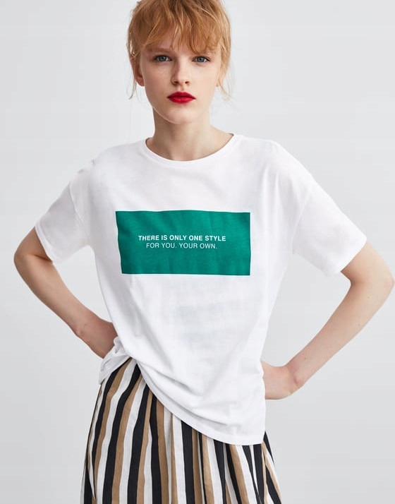 21A147 ZARA TRF__MD2 T-SHIRT PRINT NAPISY__S