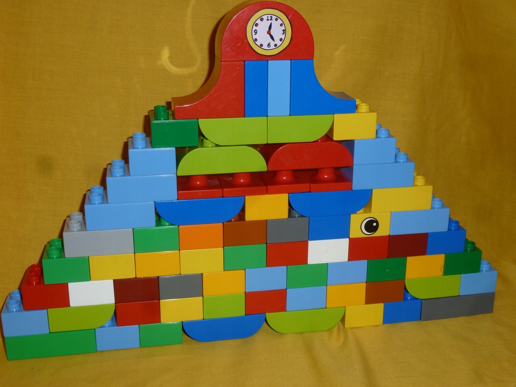 Duplo Pyramid Forty-nine Yellow Duplo Lego Pyramids Installation