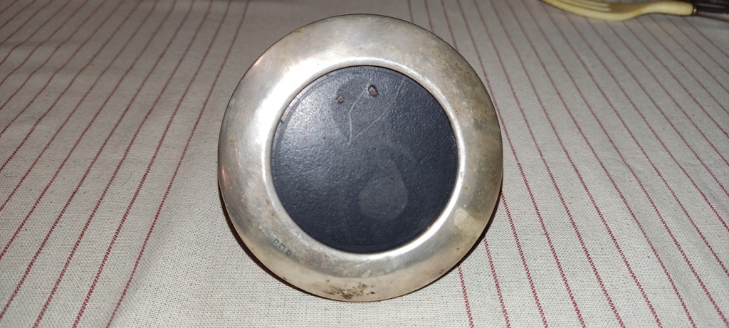 Okrągła ramka na zdjęcie srebro 925 67 g