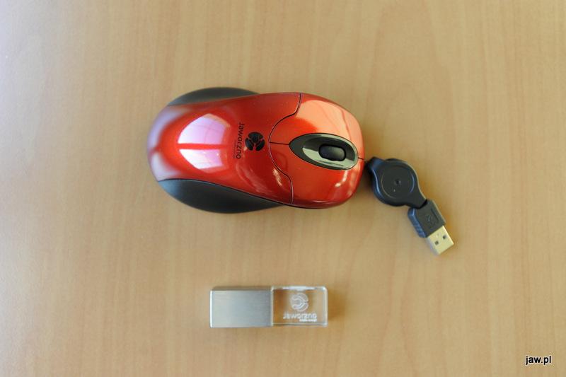 Jaworzno - gadżety - Myszka i pendrive 8GB