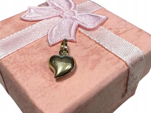 Złota zawieszka I serduszko I próba 585 waga 0,25g używana