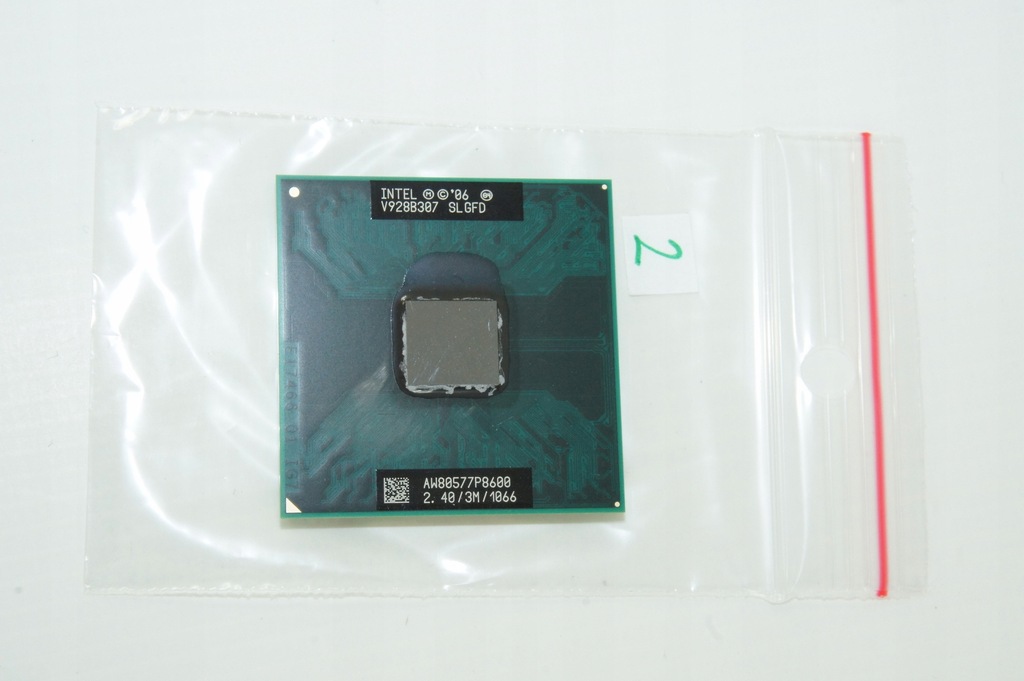 Procesor Intel Core 2 Duo P8600 2,4 GHz SLGFD (2)