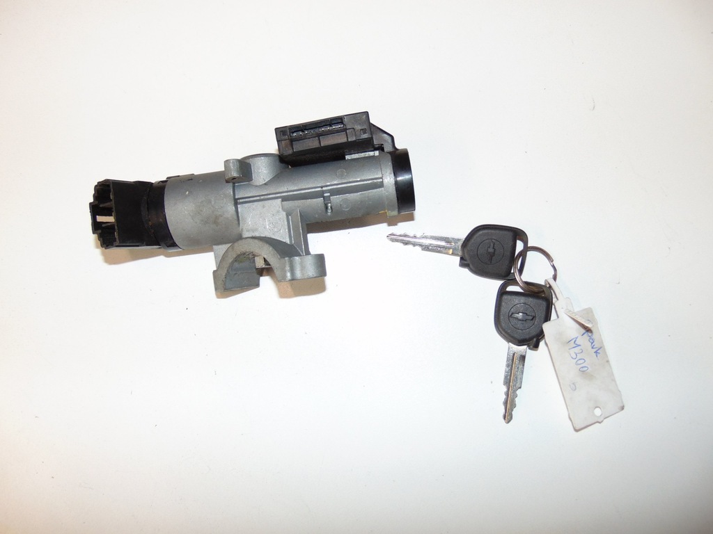 Replacing the contact group and the cylinder mechanism of the ignition switch (C