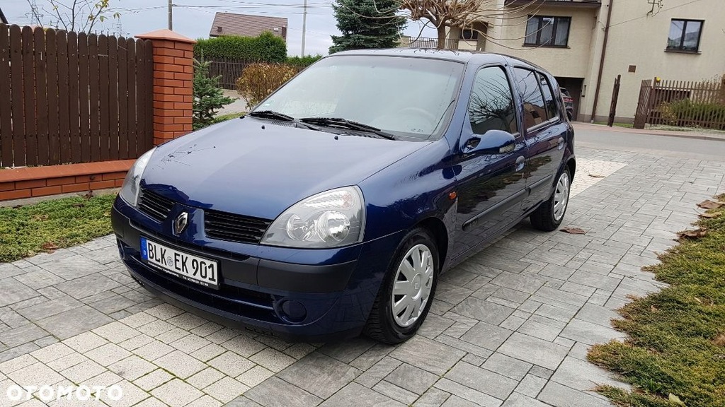 Renault Clio 75KM