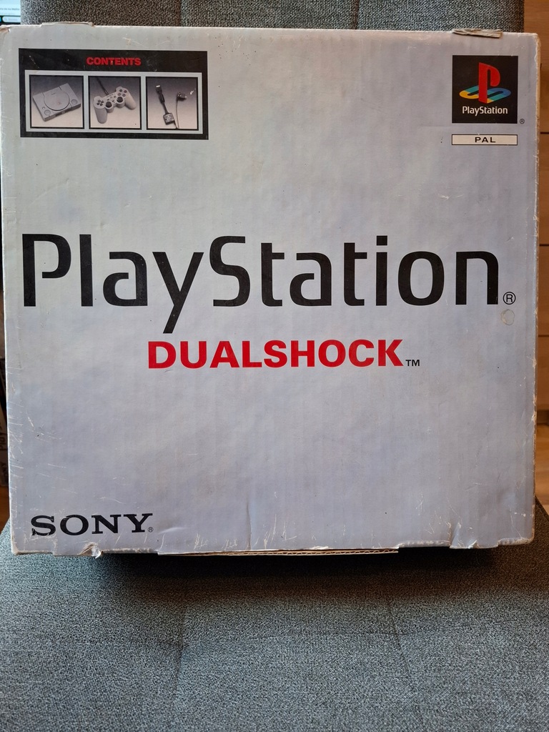 KONSOLA 9002 PS1 BDB STAN PLUS PUDELKO