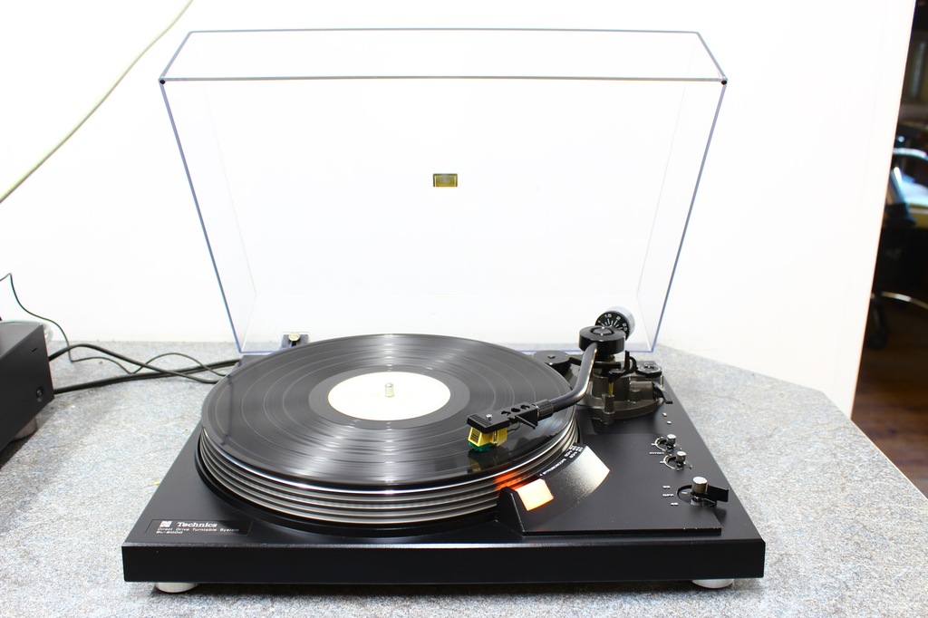 Gramofon Technics SL-2000 Direct Drive