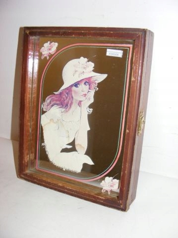 piękna skrzyneczka szafka na klucze K06906