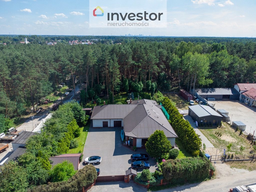 Magazyny i hale, 495 m²