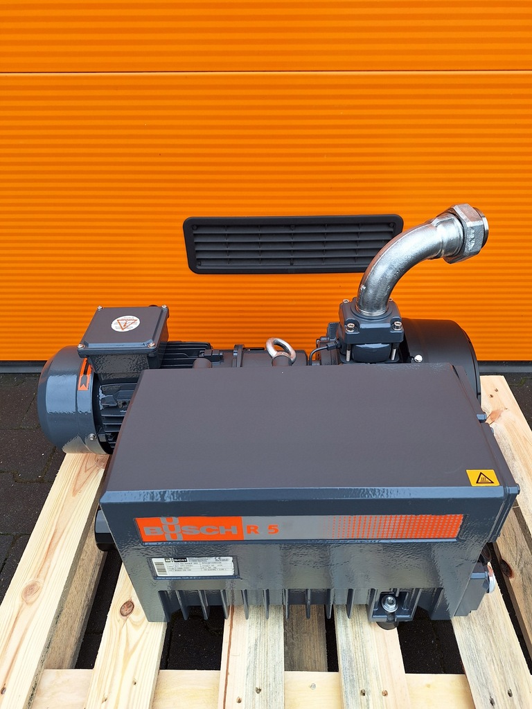 Pompa Próżniowa Olejowa Busch TypRA 0063 F 503 13748144865