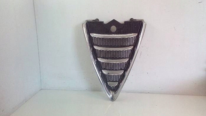 Grill Atrapa Alfa Romeo GT LS375457