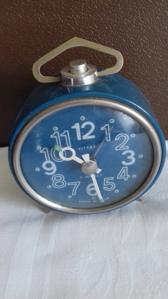 Zegar budzik VITYAZ kolor niebieski działa PRL