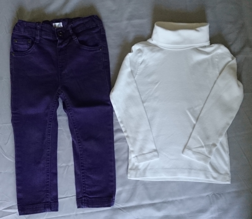 spodnie jeansy fioletowe + biały golf 98 cm