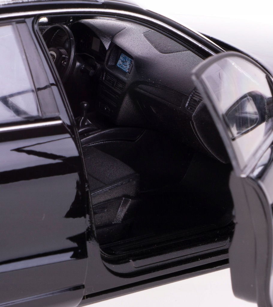 AUDI Q5 MODEL METALOWY WELLY 1:24 CZARNY NEW !!! 9231787961