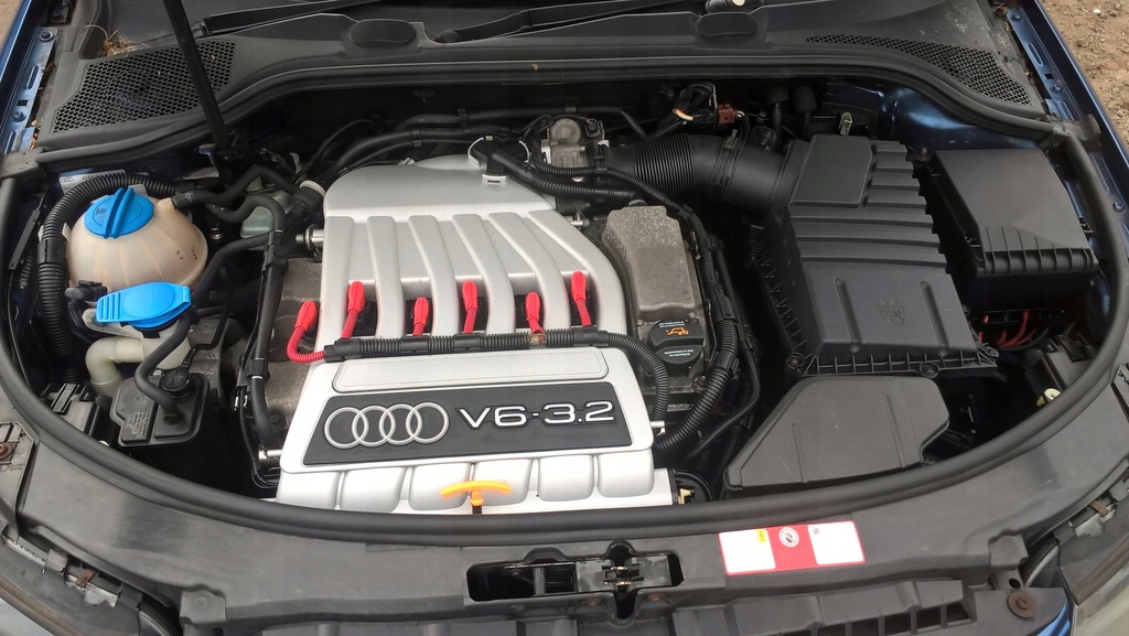Audi A3 8P R32 silnik SWAP kompletny w aucie 3,2 7508494716