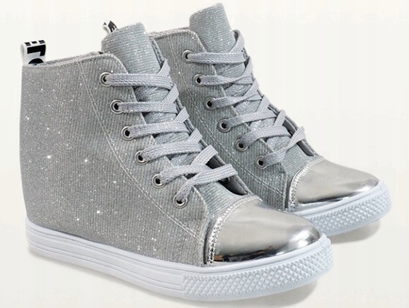 Buty damskie -srebrne sneakersy