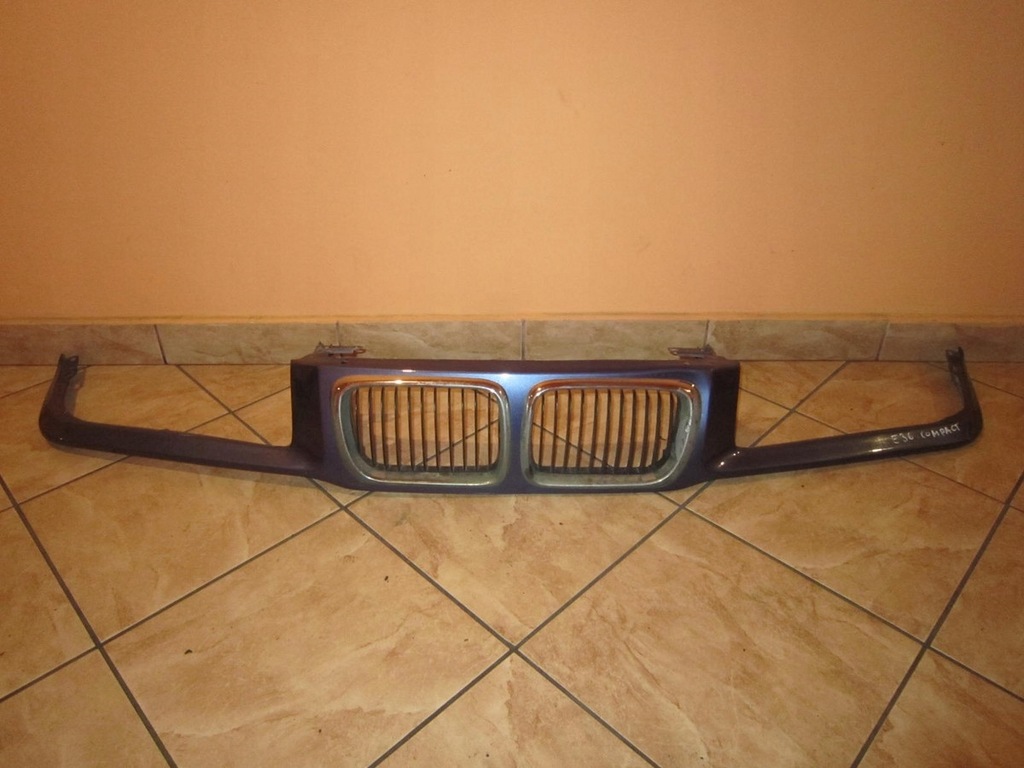 Bmw E36 Compact Grill Atrapa Listwa Pod Lampy - 7551791404 - Oficjalne Archiwum Allegro