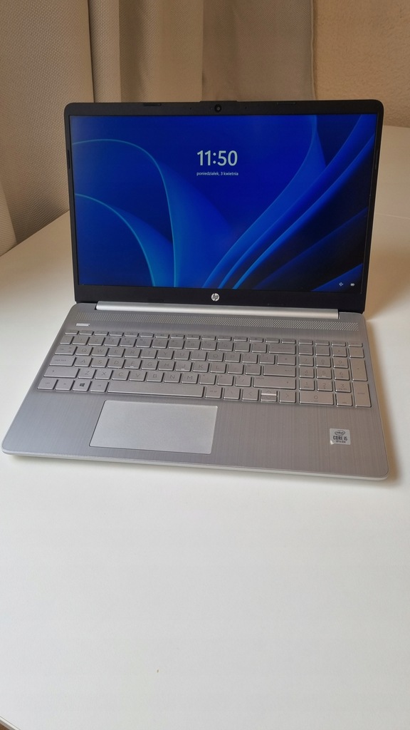 laptop HP Slim 15.6'' i5 8GB 256GB SSD FHD 13675131551 oficjalne archiwum Allegro