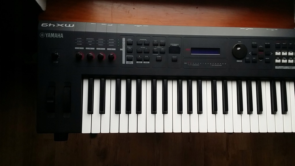 Syntezator Keyboard Organy Yamaha MX49