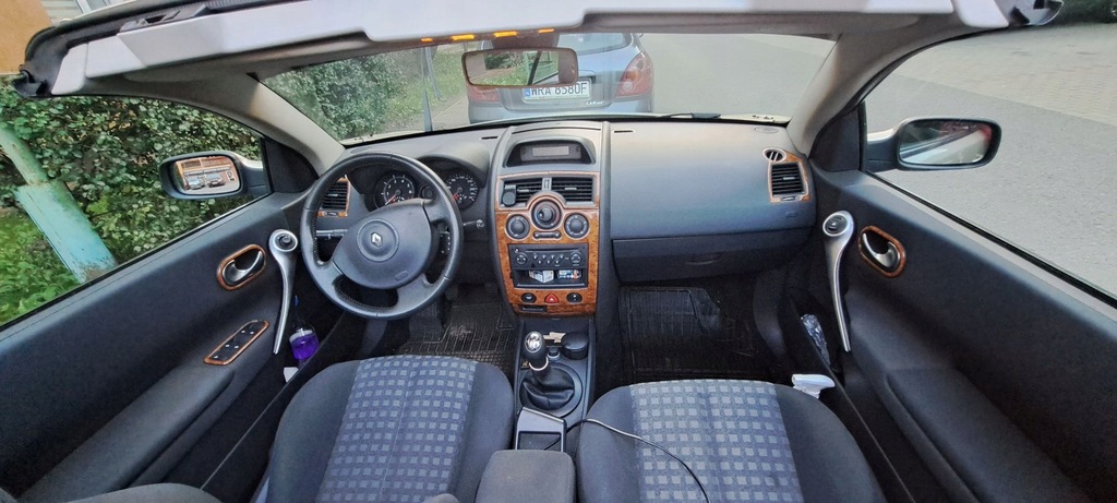 RENAULT MEGANE II OKLEINY NA DESKE DEKORY PANEL DECOR FOLIA CARBON KOKPIT