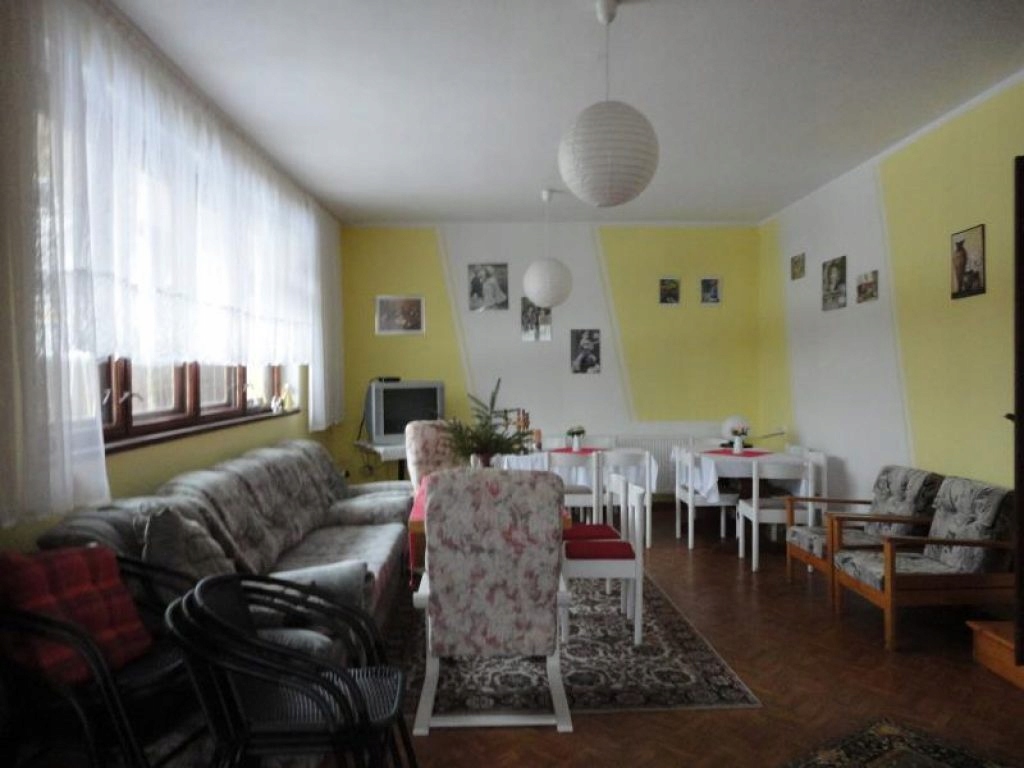 Komercyjne, Jastrzębia Góra, 740 m²