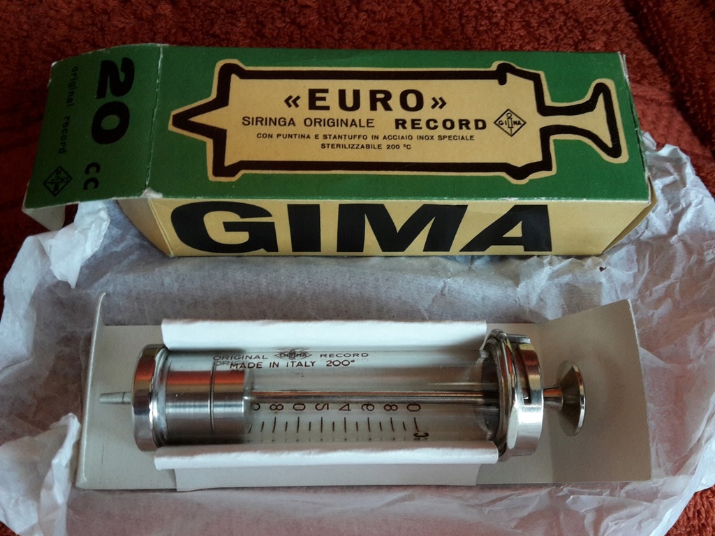 strzykawka 20ml ze sterylizatorem nowa