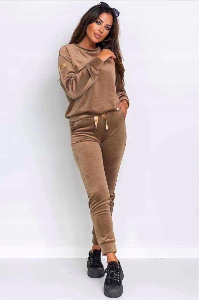 Dres welurowy La Blanche mleczna czekolada S 36