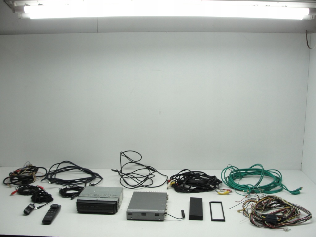 RADIO ALPINE CVA-1000R STACJA MULTIMEDIALNA GPS