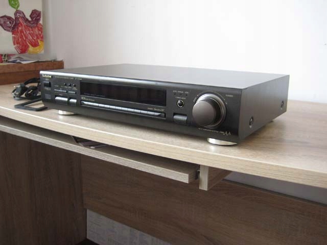 ST-GT650 Technics Stereo Synthesizer Tuner Radio