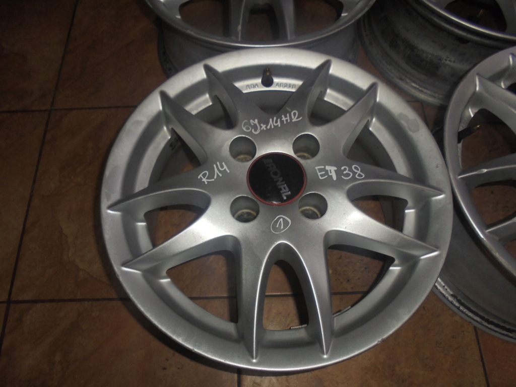 Купить ЛЕГКОСПЛАВНЫЙ ДИСК RONAL 6Jx14H2 ET38 R14 KBA46318 КОМПЛЕКТ ...