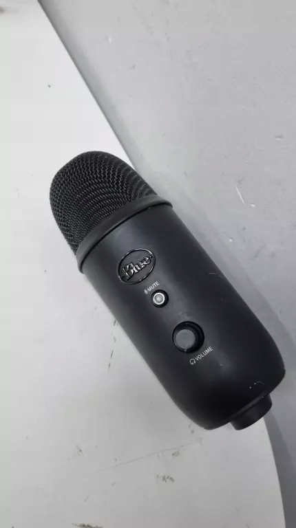 MIKROFON POJEMNOŚCIOWY BLUE YETI BLACKOUT STUDIO