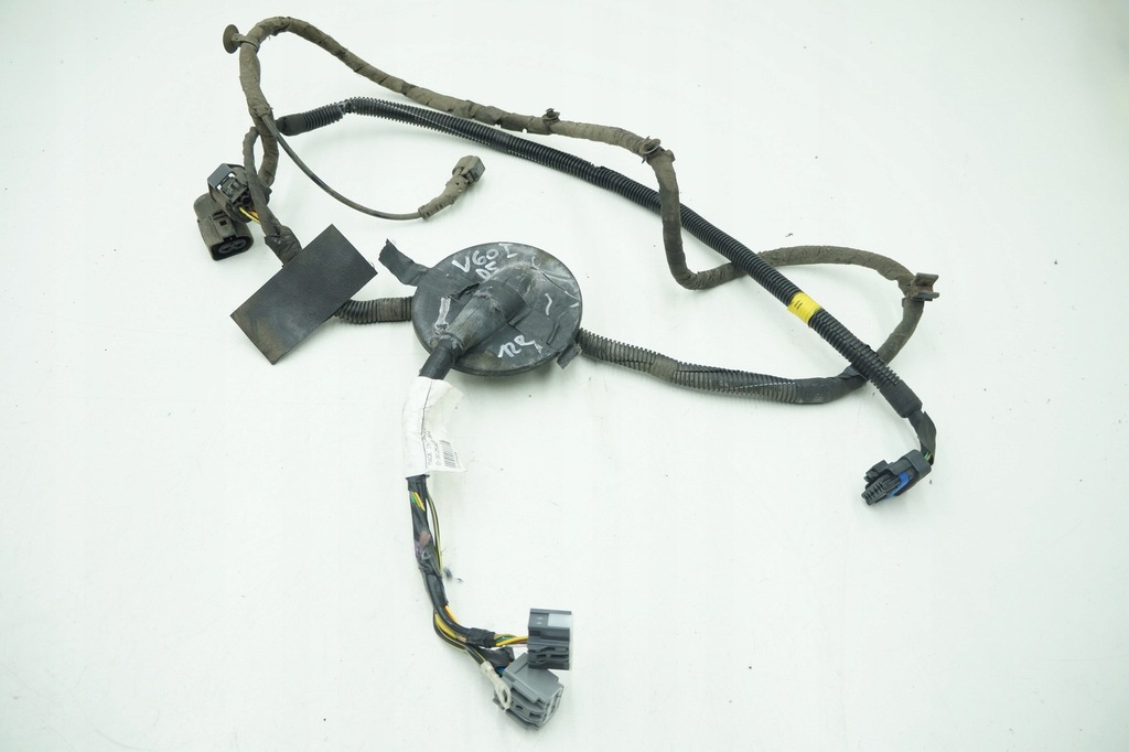 キウ VOLVO V60 S60 II WIĄZKA POMPY PALIWA BAKU 31254638