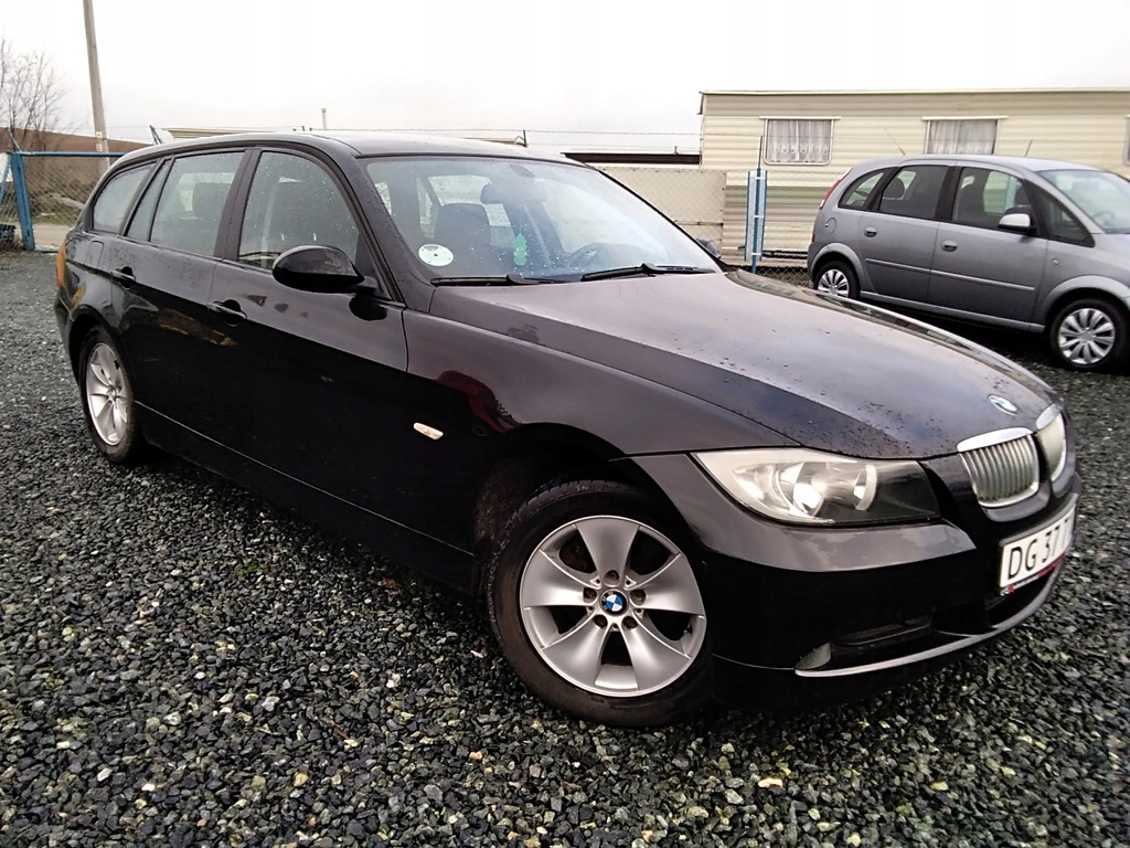 BMW Seria3 E90 2,0 BENZYNA 150KM KSIĄŻKA SERWISOWA