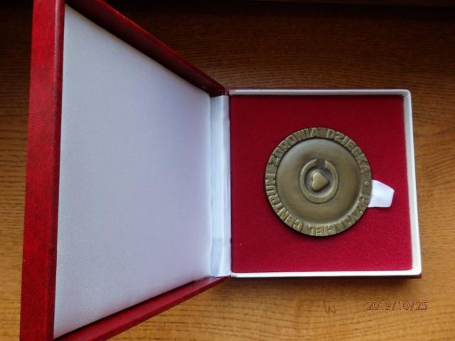 Przyjaciel CENTRUM ZDROWIA  DZIECKA Medal 70 mm