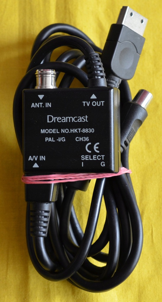 ORYGINALNY KABEL DREAMCAST RF ADAPTER HKT-8830