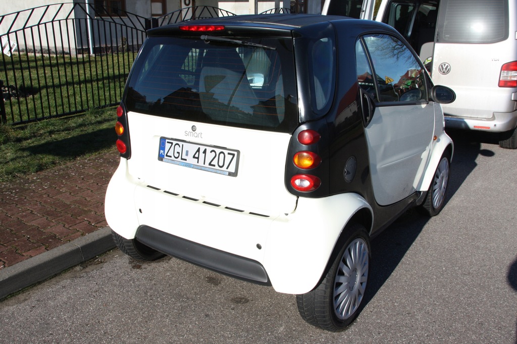 Купить SMART FORTWO купе 37 кВт 61 л.с.: отзывы, фото, характеристики в интерне-магазине Aredi.ru