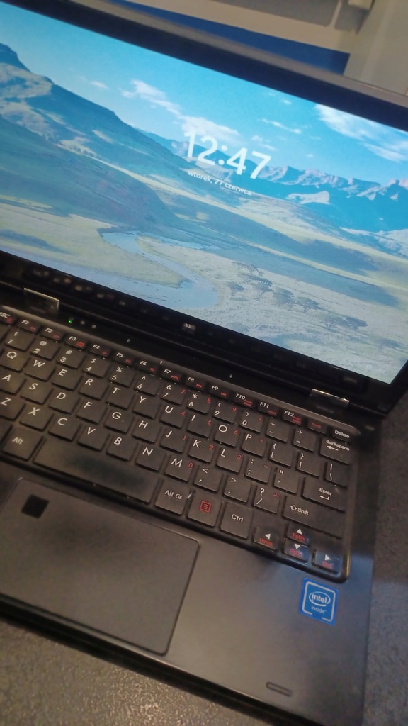 Laptop Techbite Arc 11.6 4/64 GB czarny
