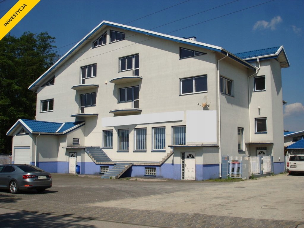 Komercyjne, Łaskarzew, Garwoliński (pow.), 2127 m²