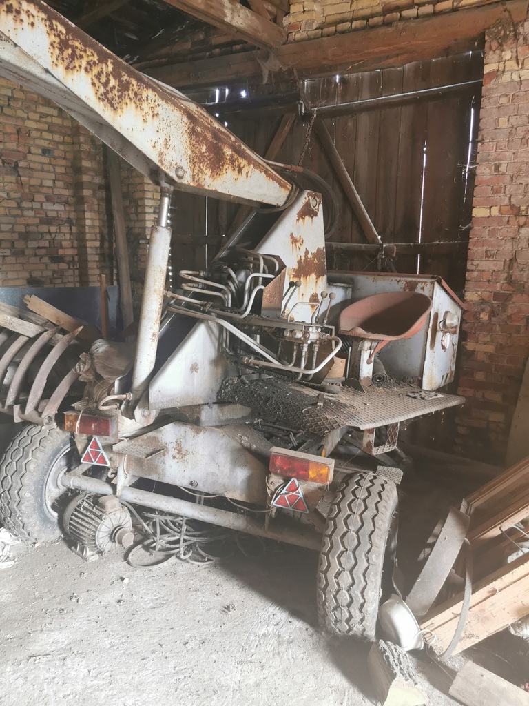 ŁADOWACZ OBORNIKA CYKLOP TROLL T-214 T-274 IGŁA