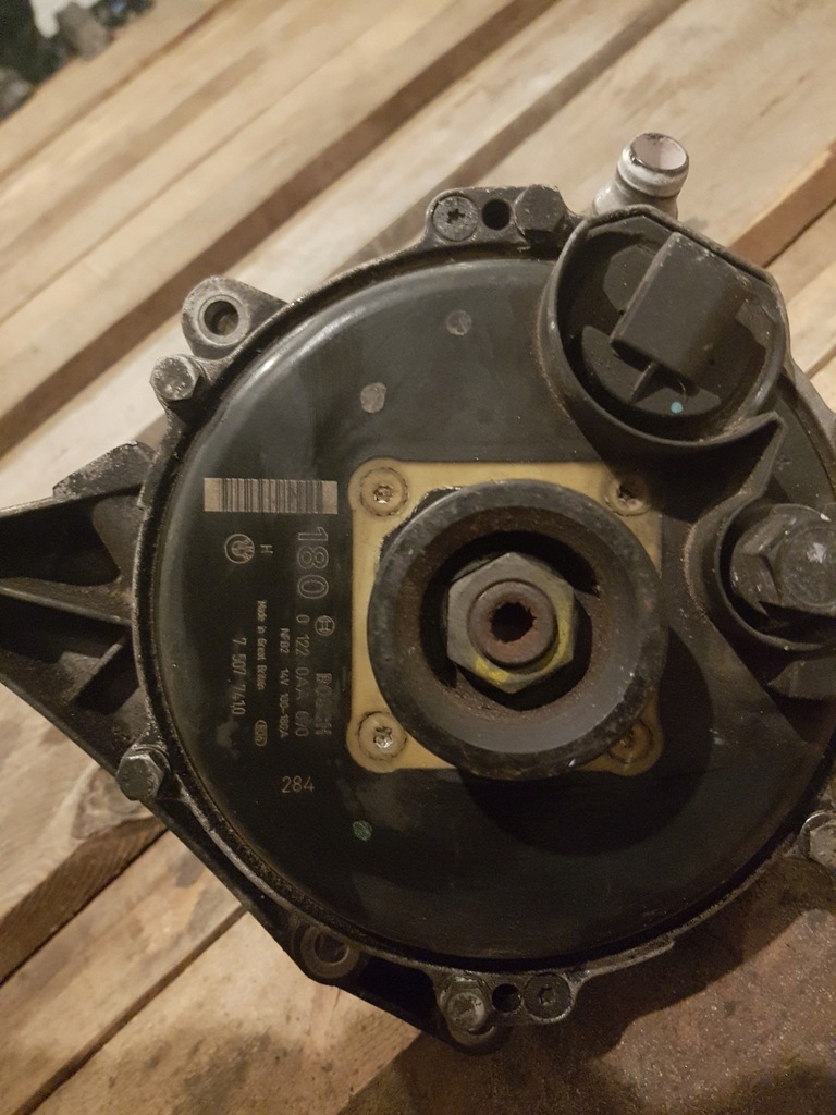 BMW E65 Alternator 735 745 stan bdb chłodzony wodą 7818551037