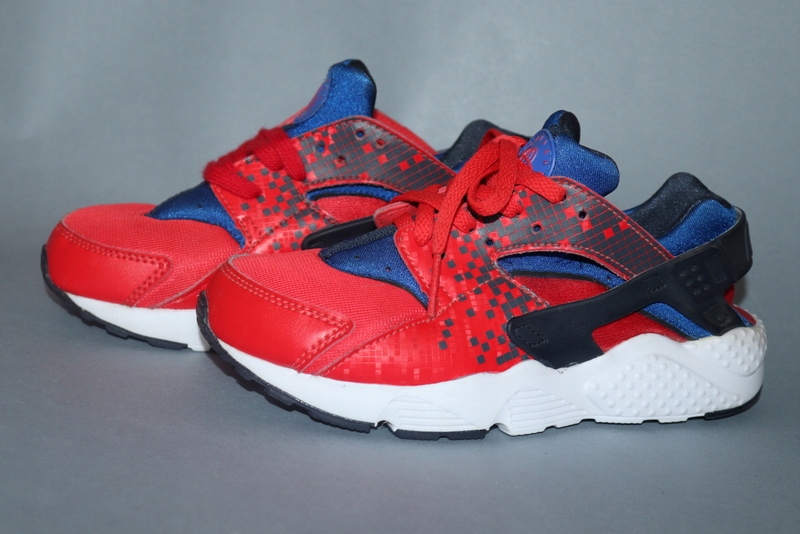 Buty NIKE HUARACHE Dziecięce RED Sportowe r. 32