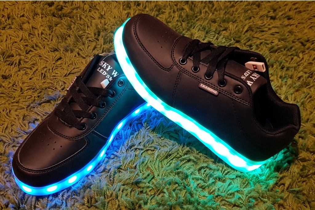 BUTY LED ŚWIECĄCA PODESZWA CZARNE MOCNE LEDY # 40 - 8869461803